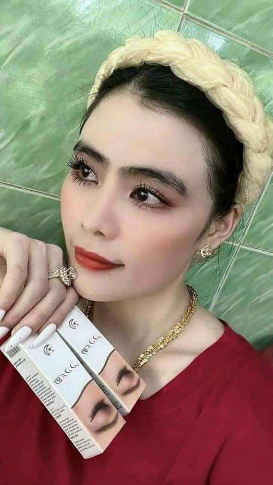 Bộ đôi dưỡng mi ngày và đêm