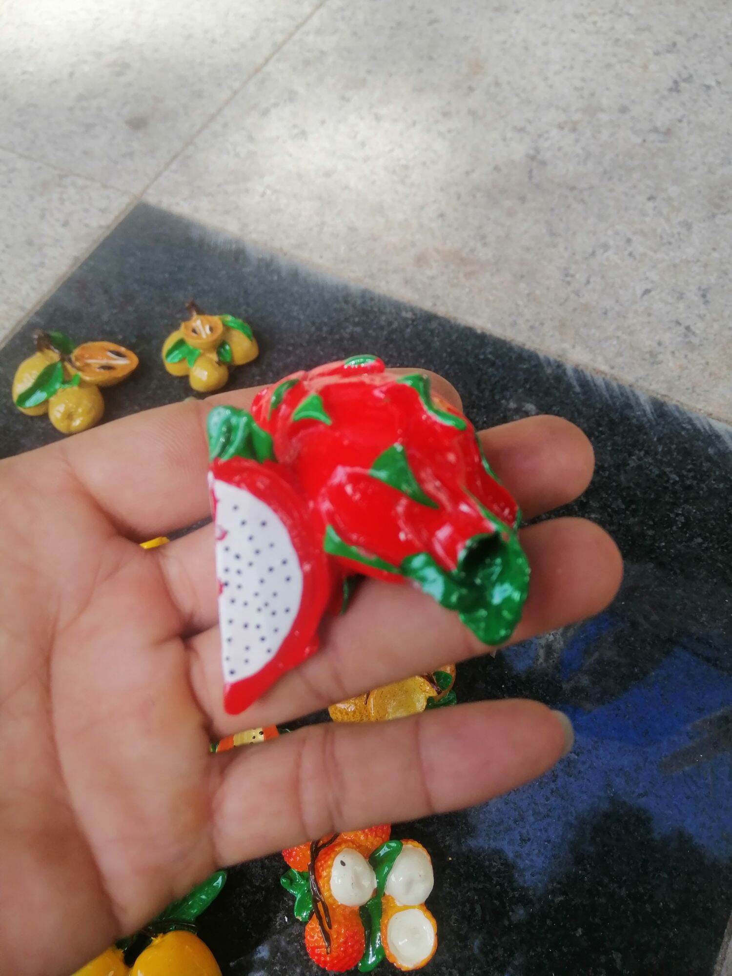 HÍT TỦ LẠNH HÌNH TRÁI CÂY