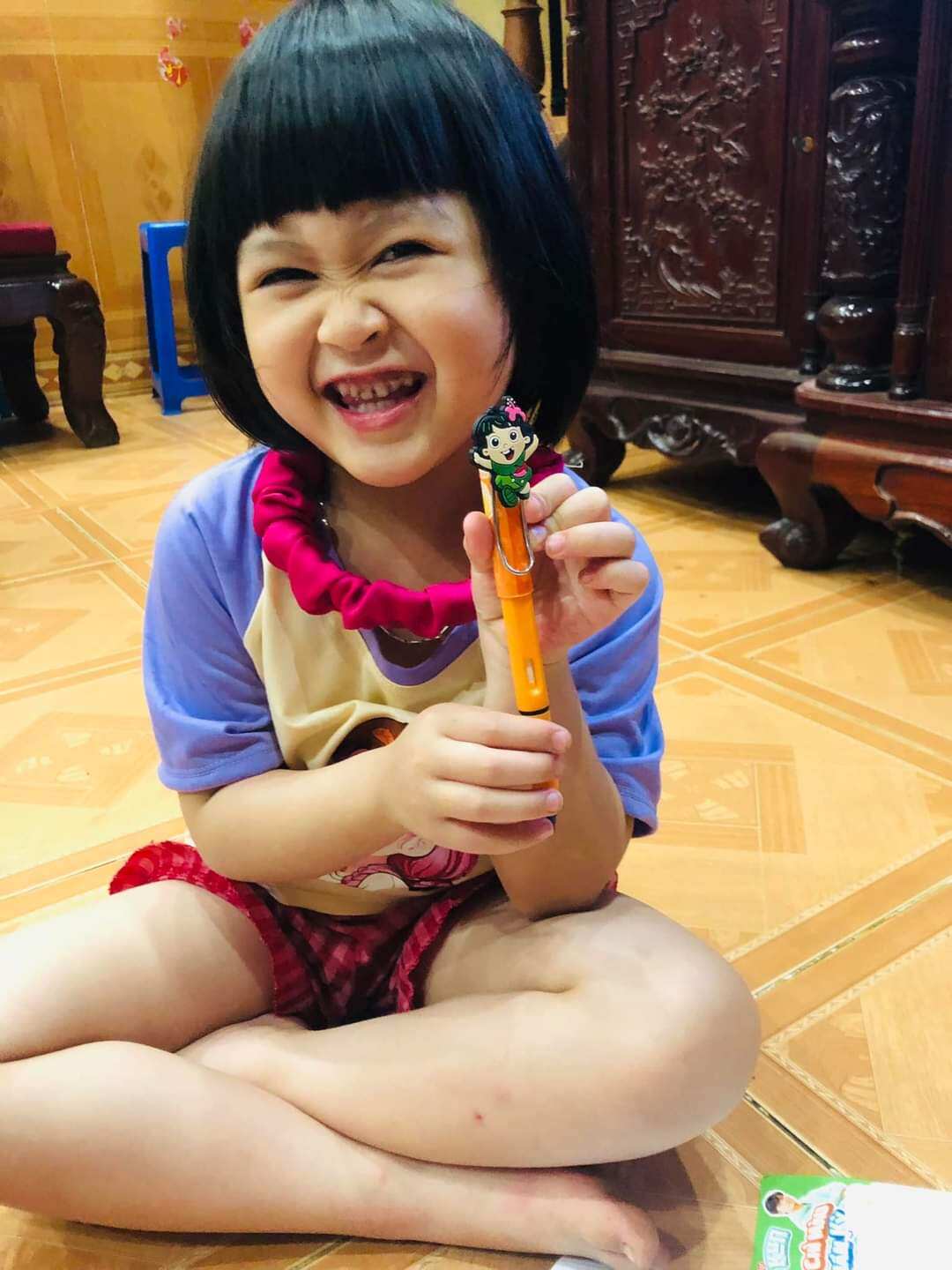 Bộ bút màu thần kỳ kun(combo 5 cây)