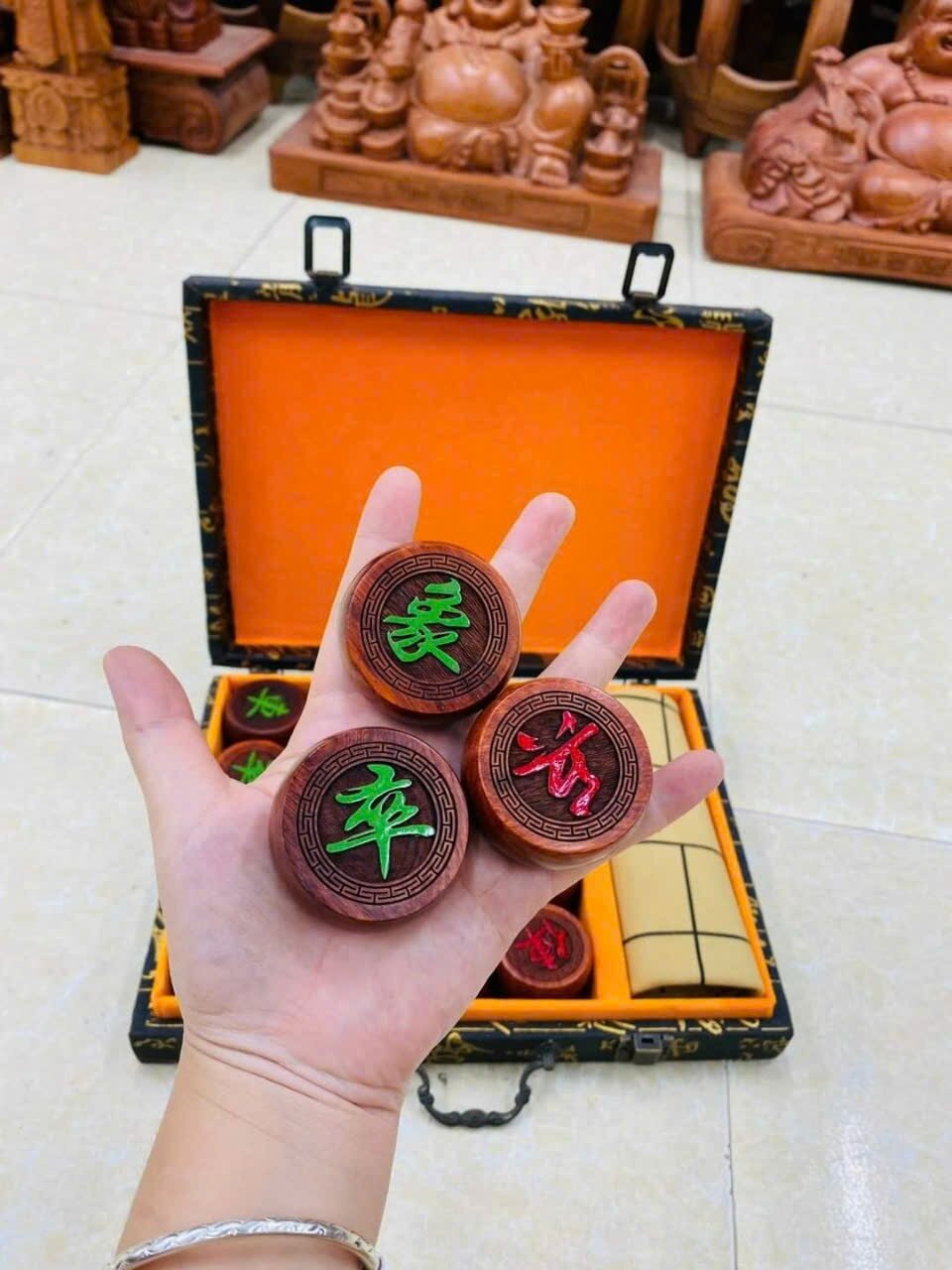 Cờ tướng gỗ hương quân 4cm