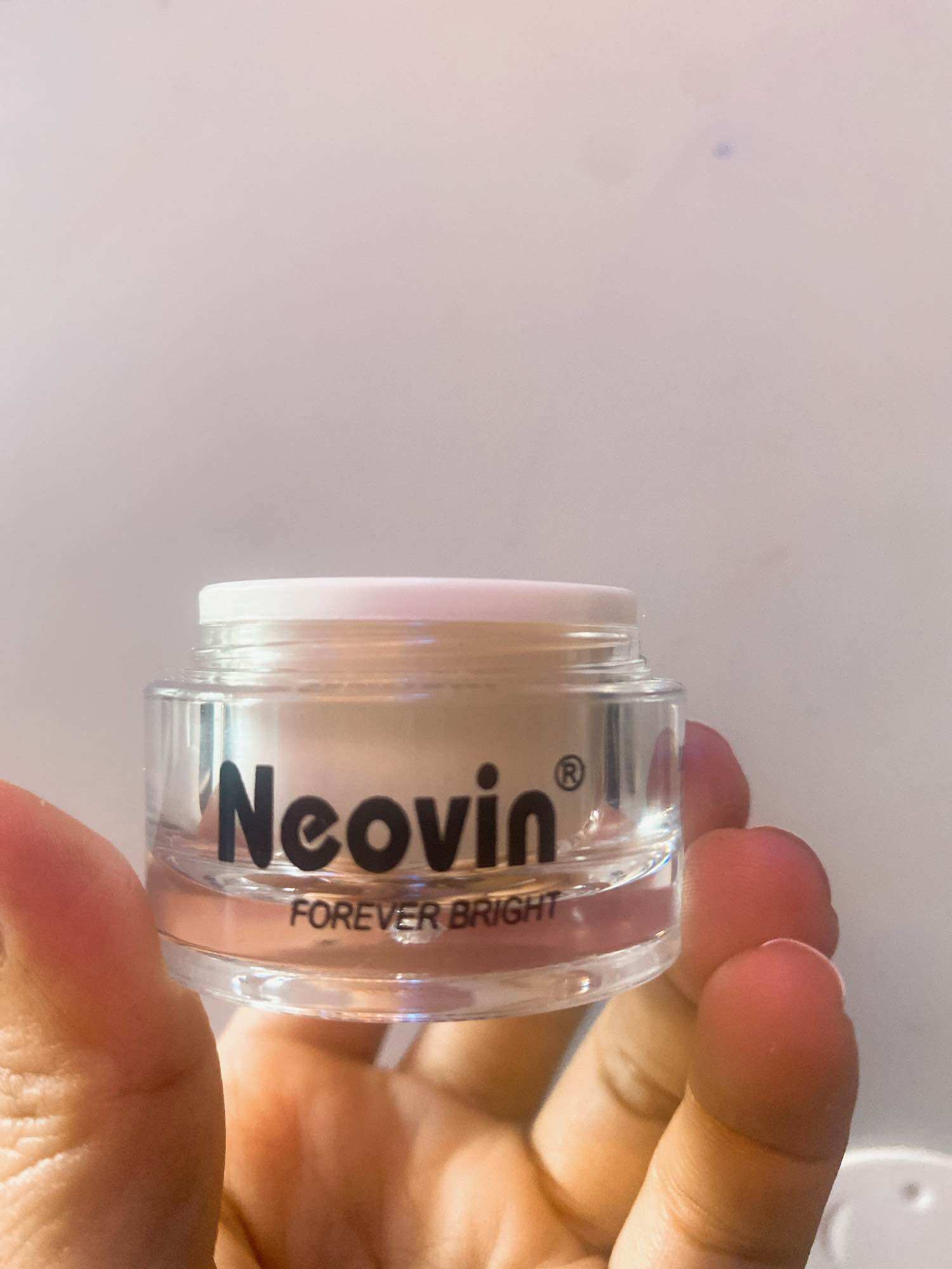 Combo 1 hủ mụn neovin 10g và 1 chấm mụn linh sâm