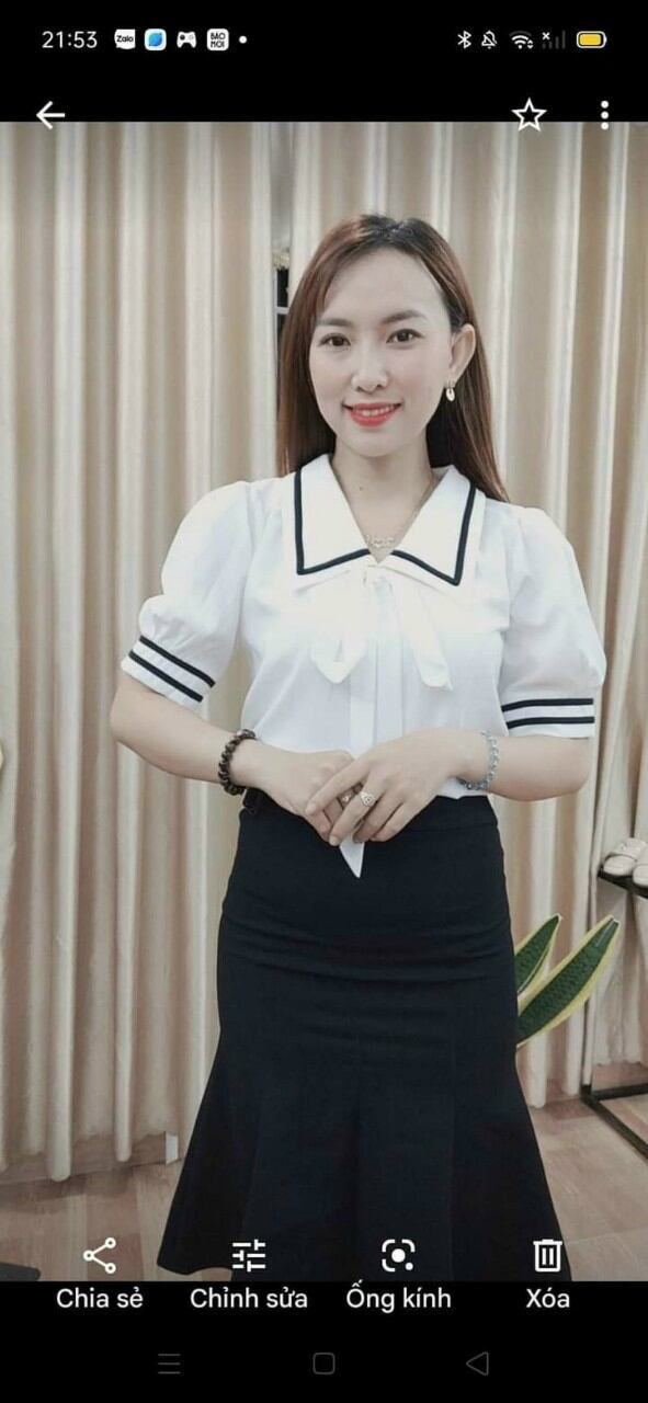 Áo kiểu nữ công sở viền đen mới nhất
