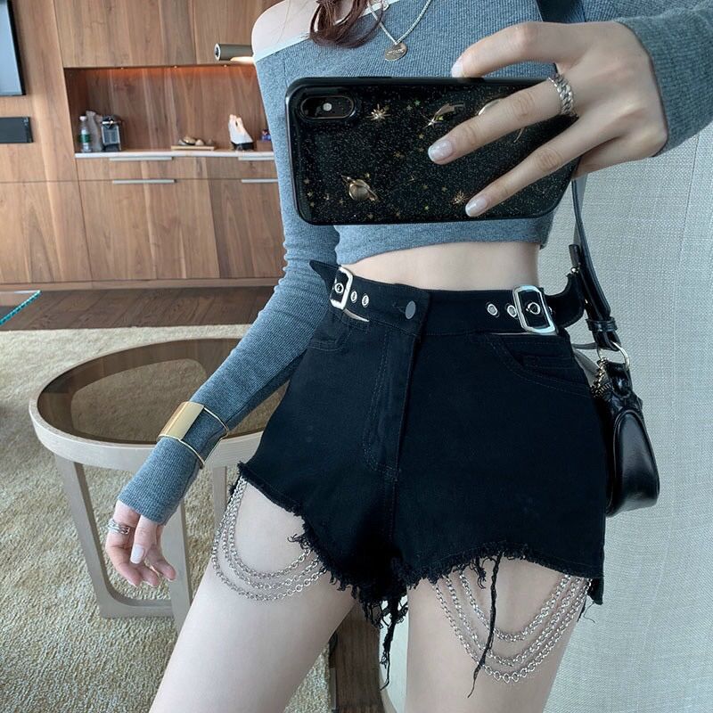 Quần sọt phối sích sang chảnh