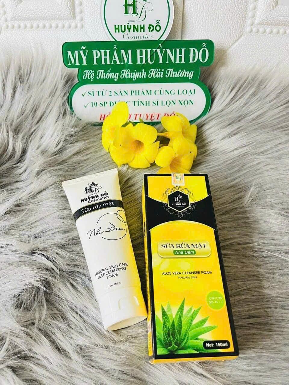 Sữa rửa mặt huỳnh đỗ ..giá 135k