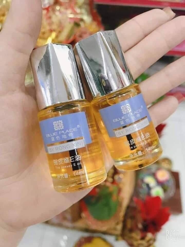 Dầu tháo móng úp móng bột