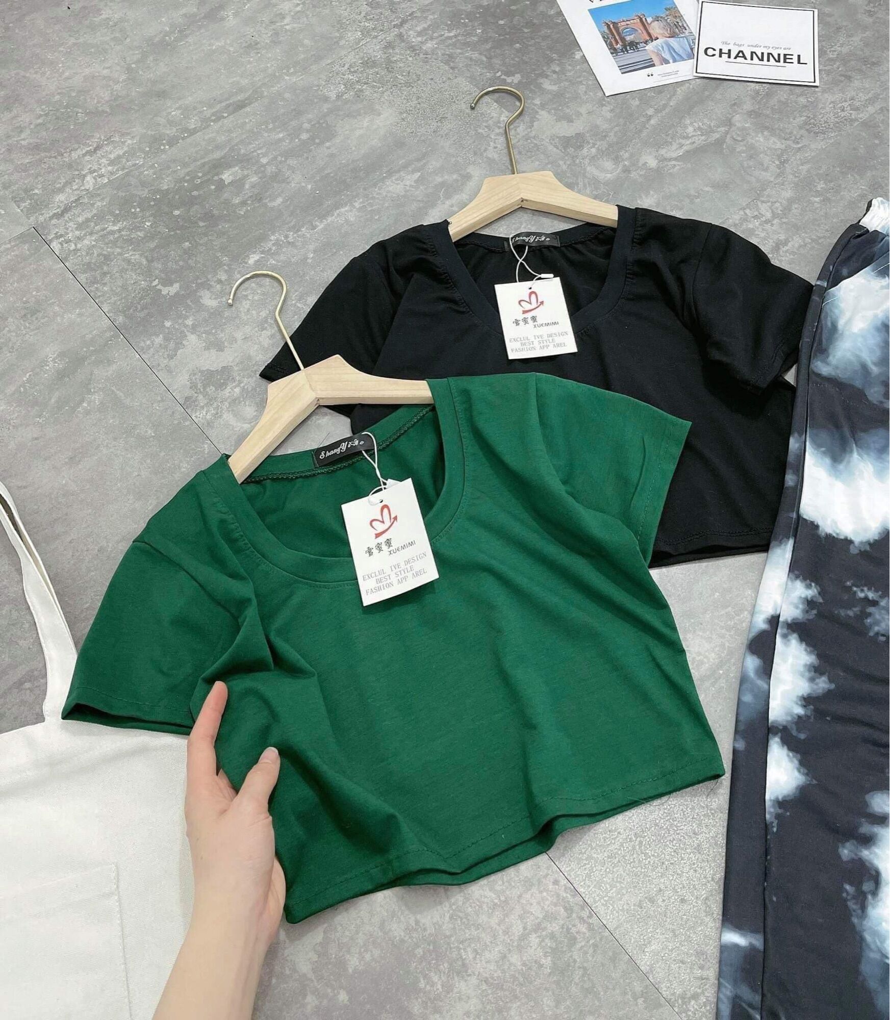Sét bộ croptop loang thể thao cá tính 2 màu