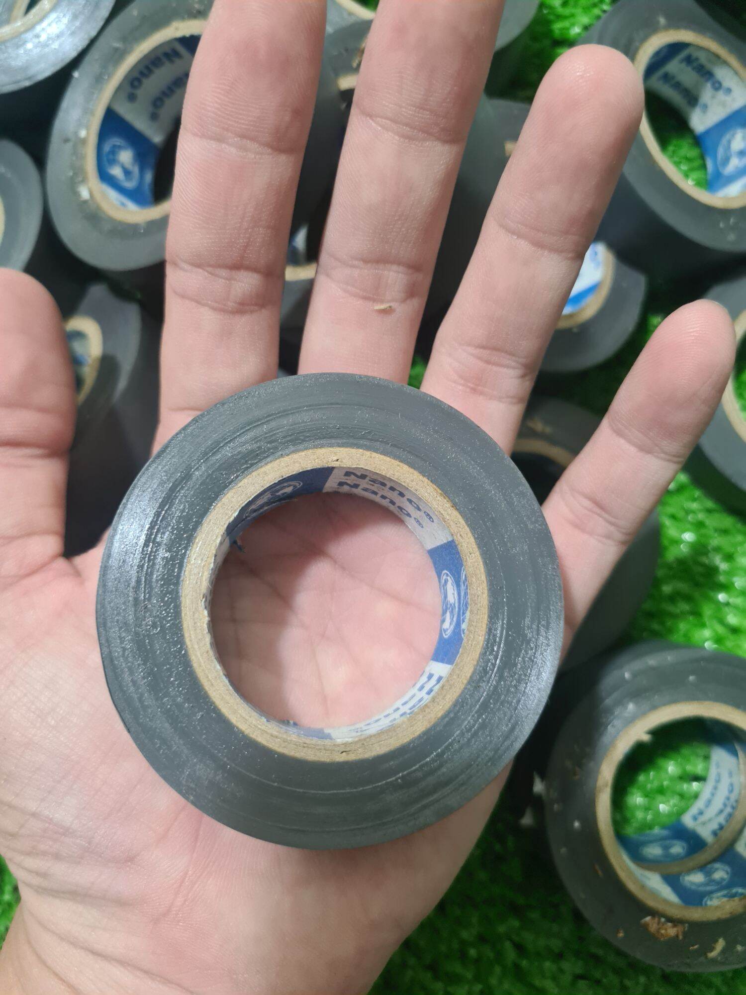 Băng keo quấn dây điện 1 cuộn nhỏ