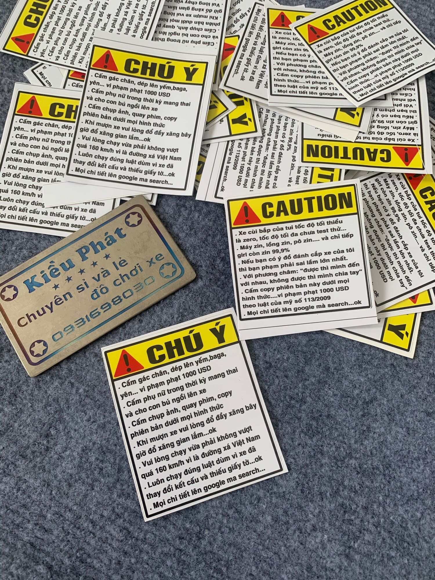Tem decal Chú ý_Caution giá 2 Tấm