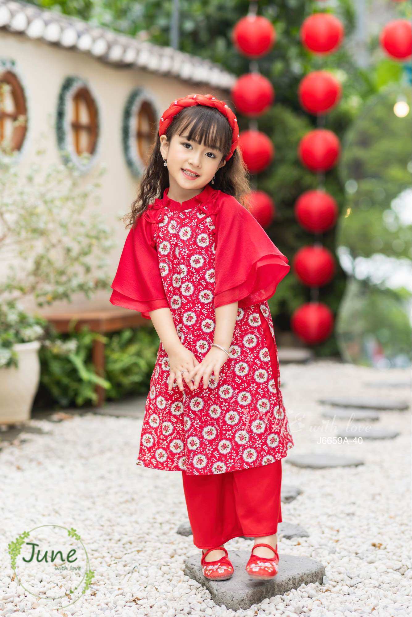 Áo dài Tết bé gái