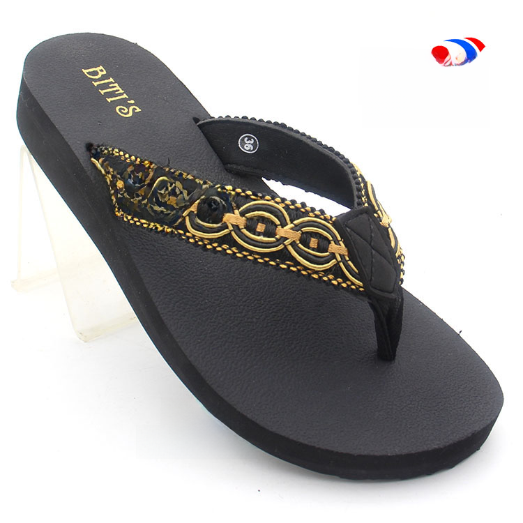 Giày Sandal Phẳng Việt Nam Nhập Khẩu Chính Hãng New Bitis Gót Thấp Nhẹ Thoải Mái Nữ Dép Xỏ Ngón Thời