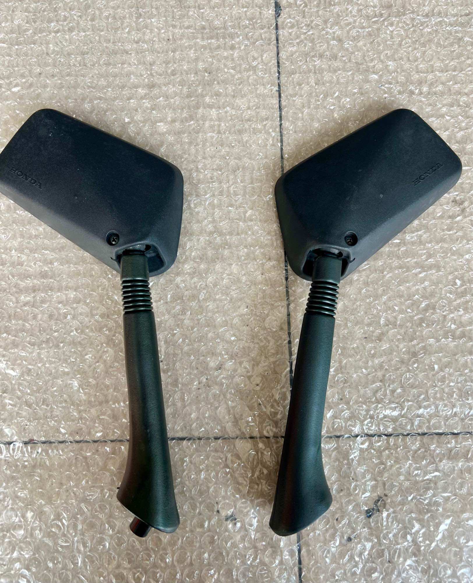Kiếng Hậu xe Spacy 125 hàng Thái Lan
