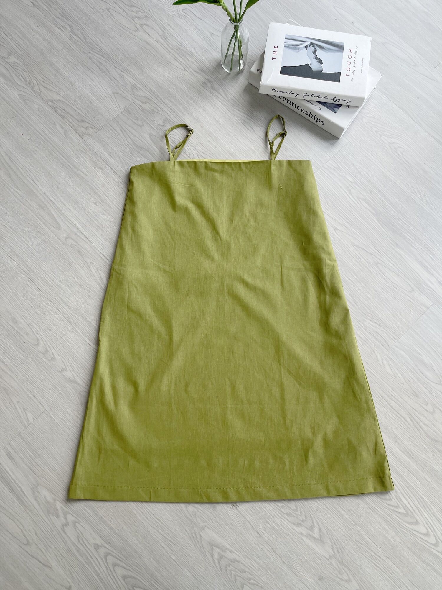 🍩𝒏𝒆𝒘 𝒊𝒏 - Lenin basic dress🤎Dress halter piece Basic