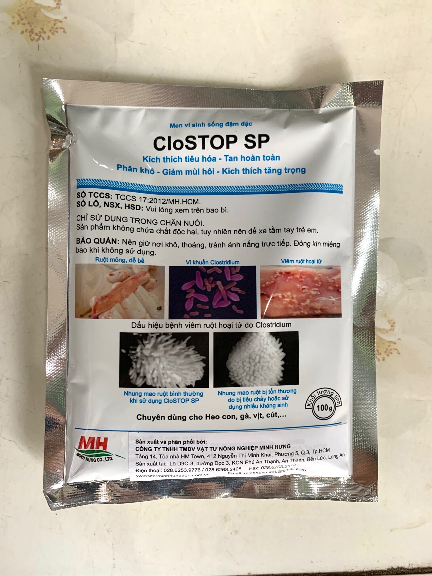 Men tiêu hoá Clostop 100gram dùng cho gia súc và gia cầm.