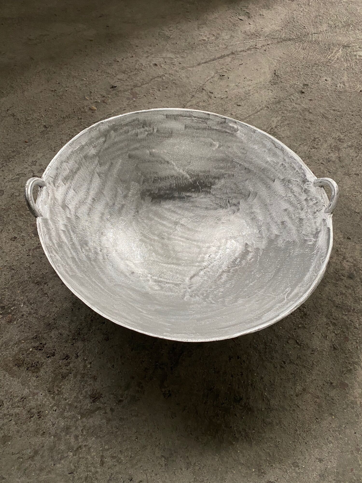 Chảo gang đúc đáy võng cỡ lớn 70cm