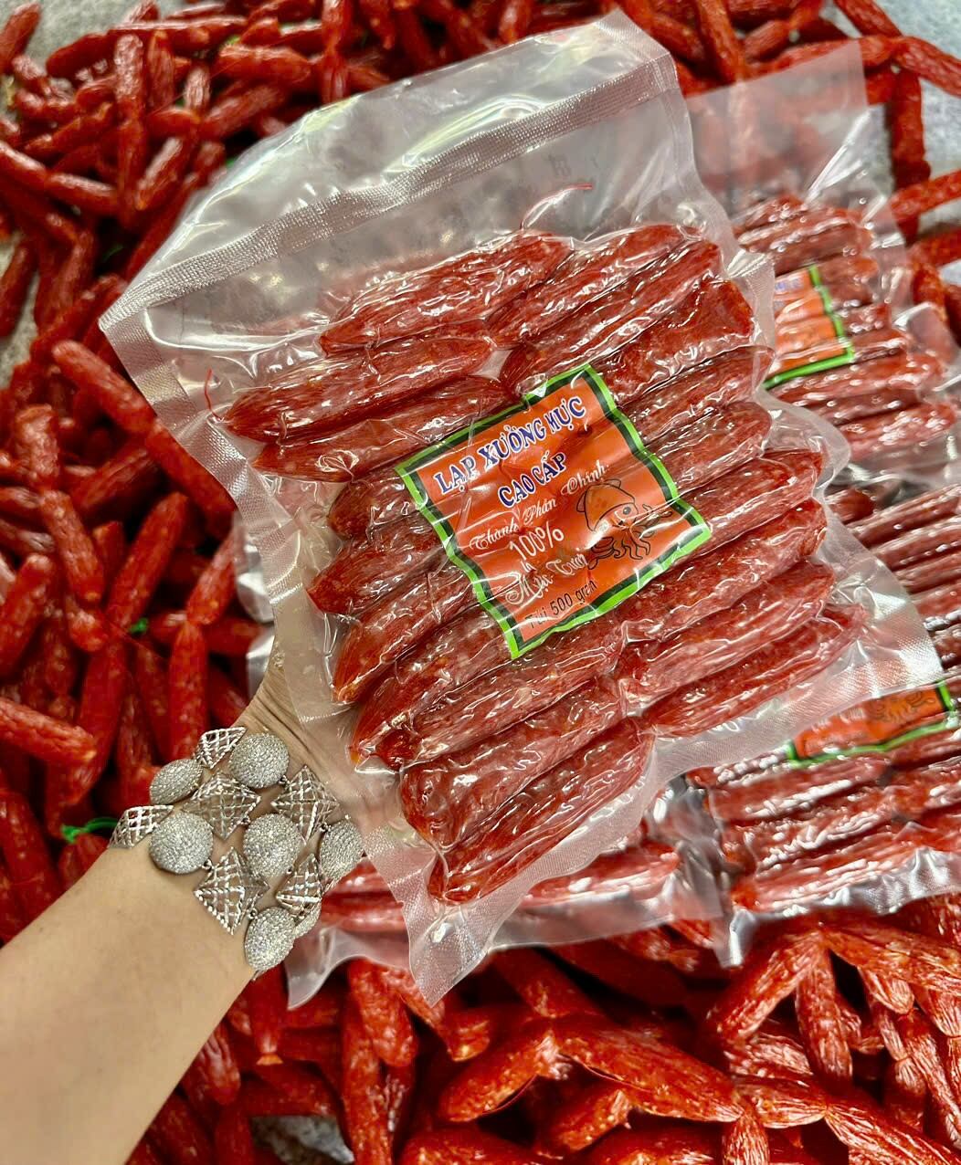 lạp xưởng mực cao cấp đặc biệt ( 500gr)
