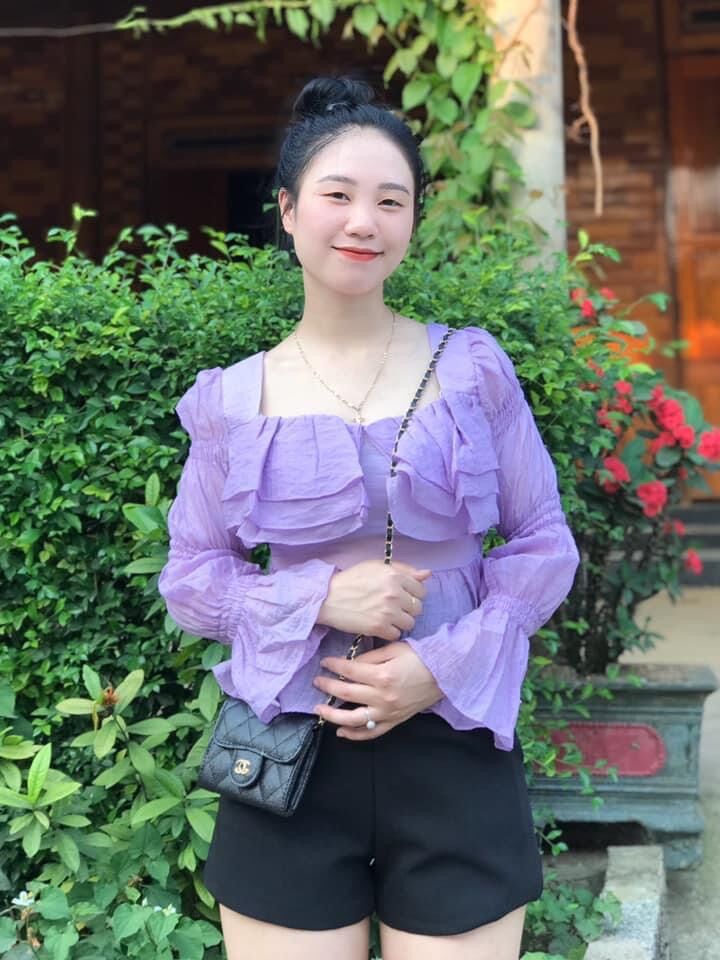 Áo kiểu voan bèo ngực tầng