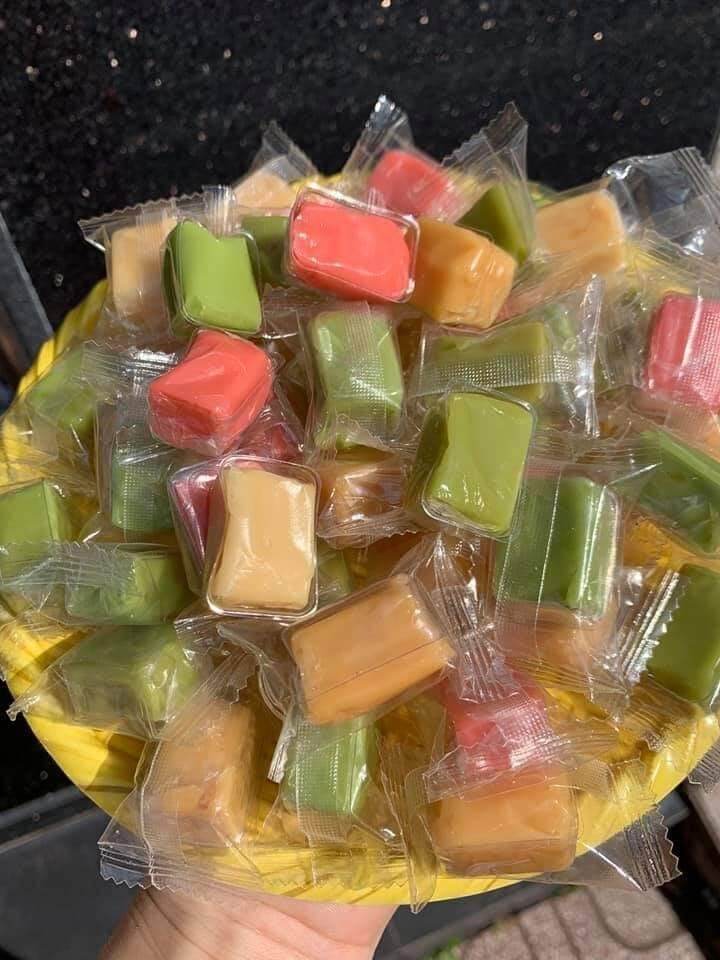 Kẹo dừa dẻo mix 9 vị Hồng Vân 500g