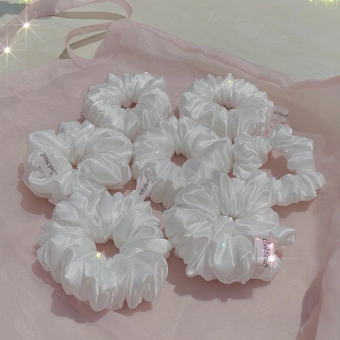 Buộc Tóc Scrunchies Lụa Mềm Mịn Màu TRẮNG🤍Size Thường