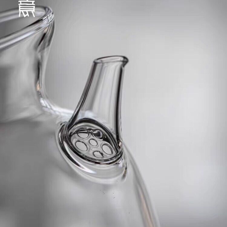 Tống trà thuỷ tinh dung tích: 300ml.