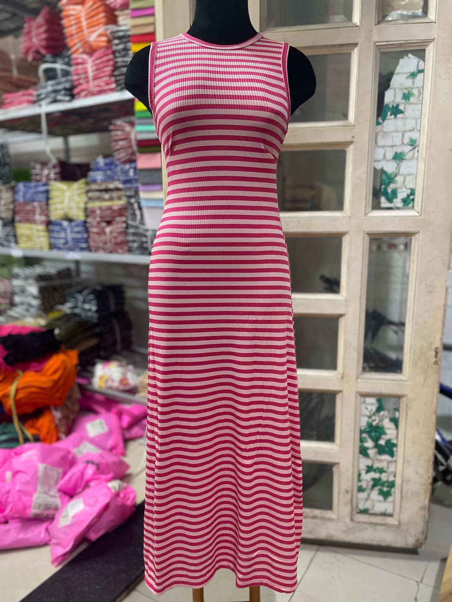 Đầm ba lỗ sọc kẻ dáng xòe maxi Hotgirl bao xinh xắn tôn dáng đẹp như hình mẫu mặc