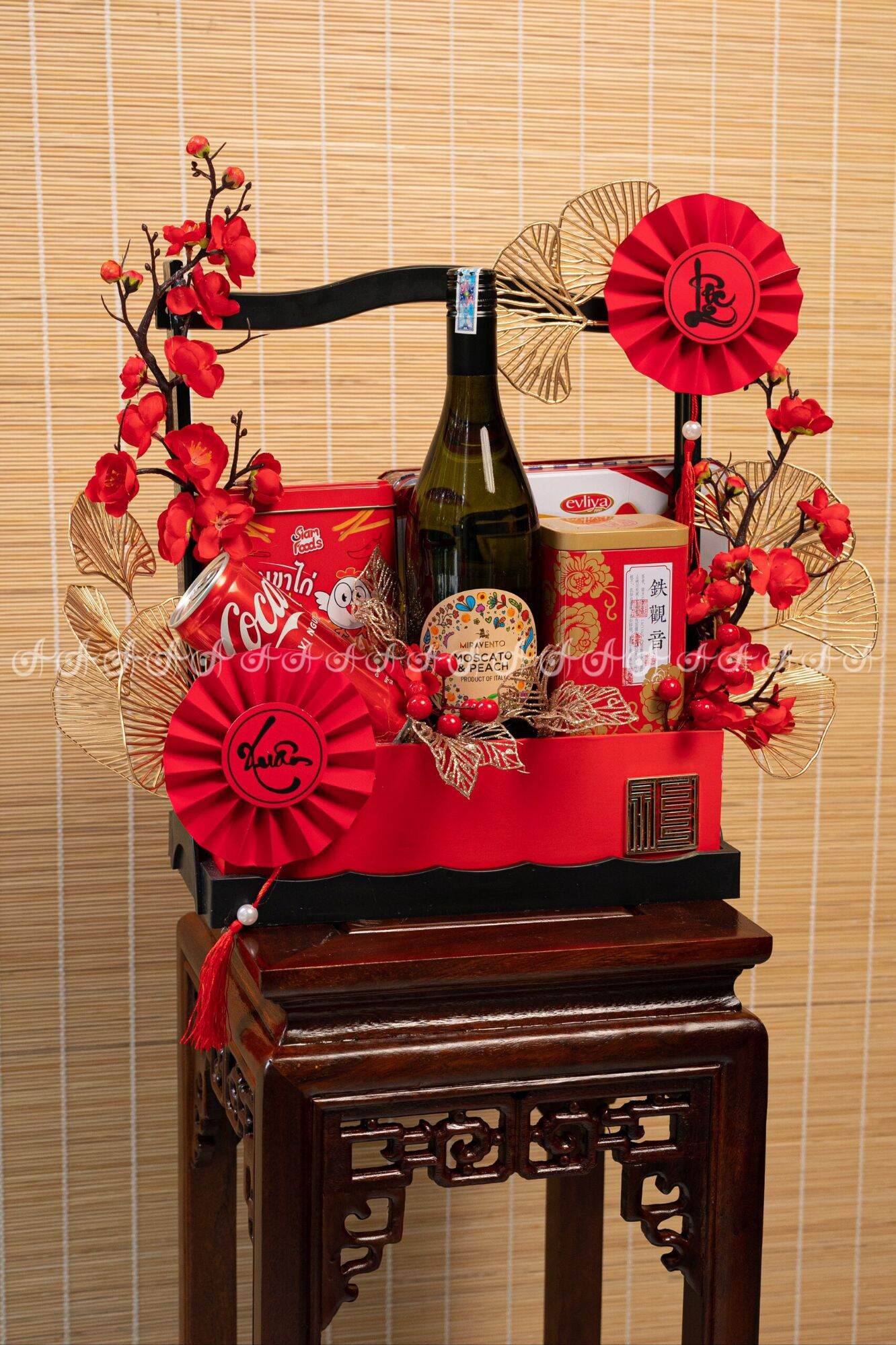 Cành Đào Cổ Trang Trí
