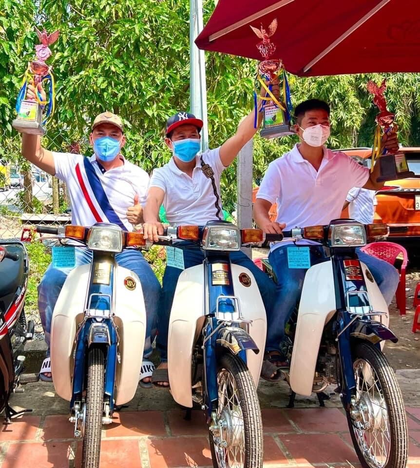 Cám khoáng ADE Lão Đại