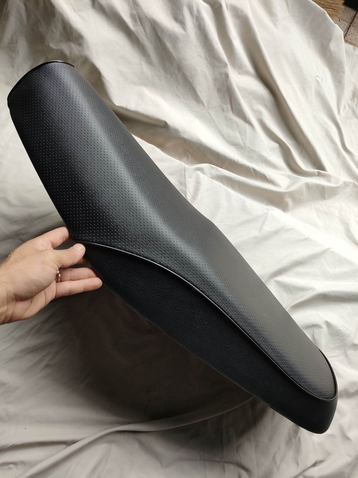 Yên xe Wave nhỏ - Wave ZX (gọt form zin) loại tốt
