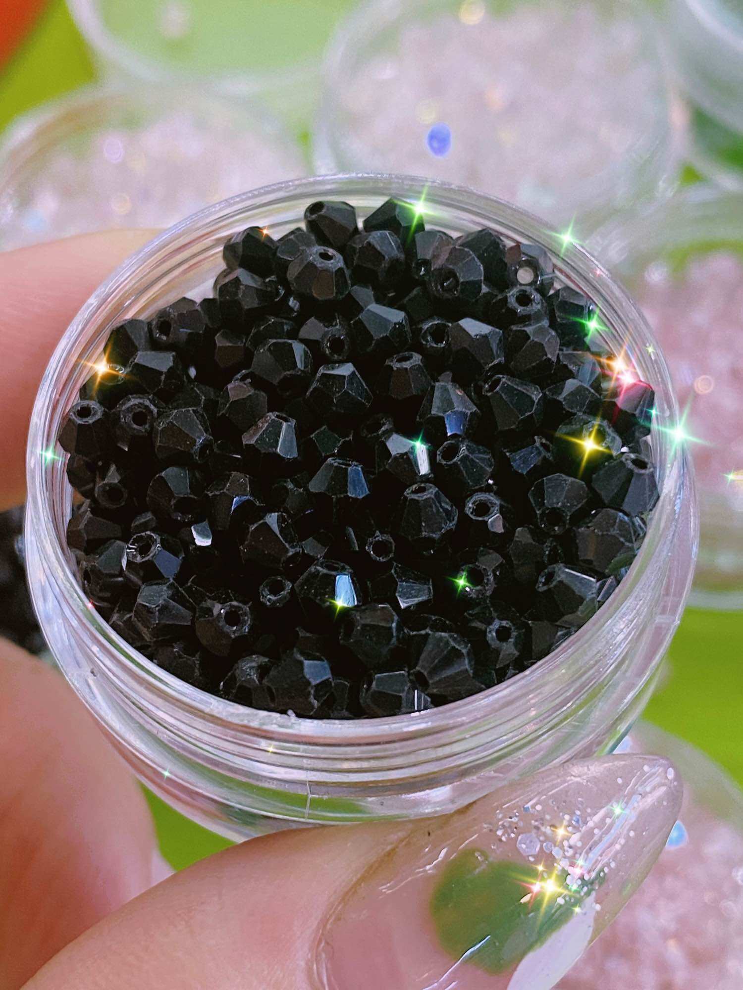 100 viên đá pha lê chóp nón lấp lánh 4li làm vòng handmade