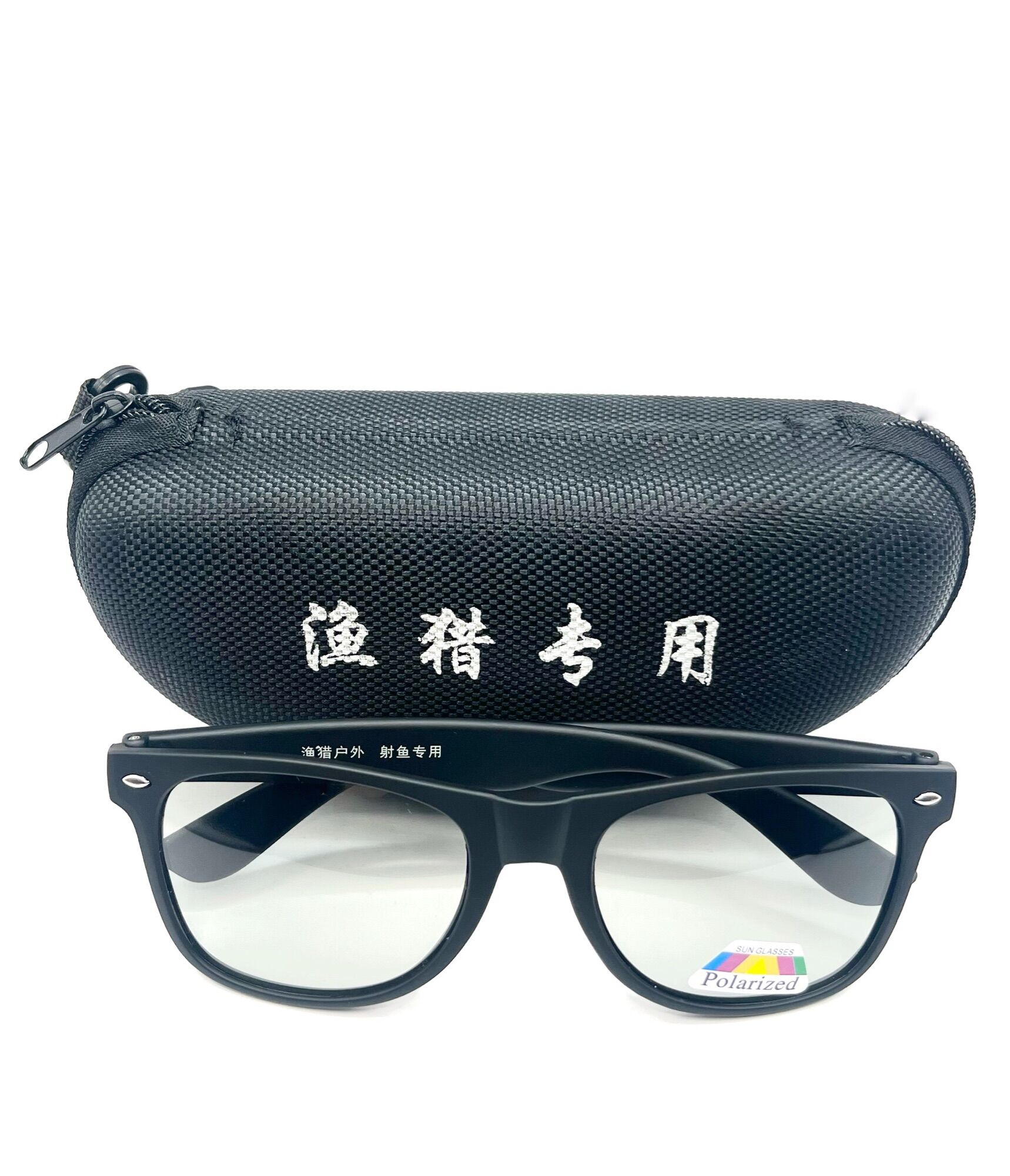 Mắt kính phân cực trong suốt
