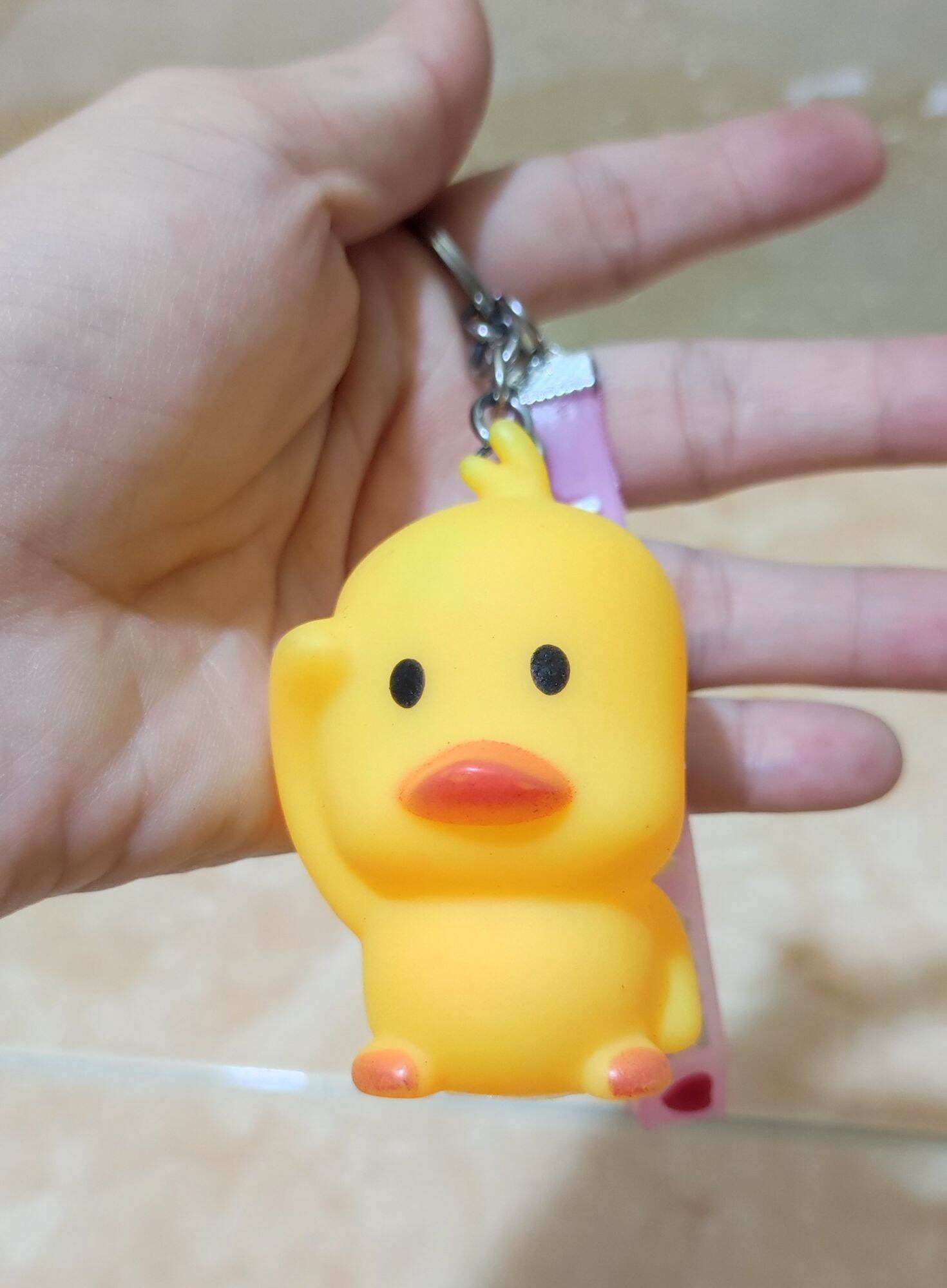 Móc chìa khóa hình chú vịt bóp kêu siêu đáng yêu