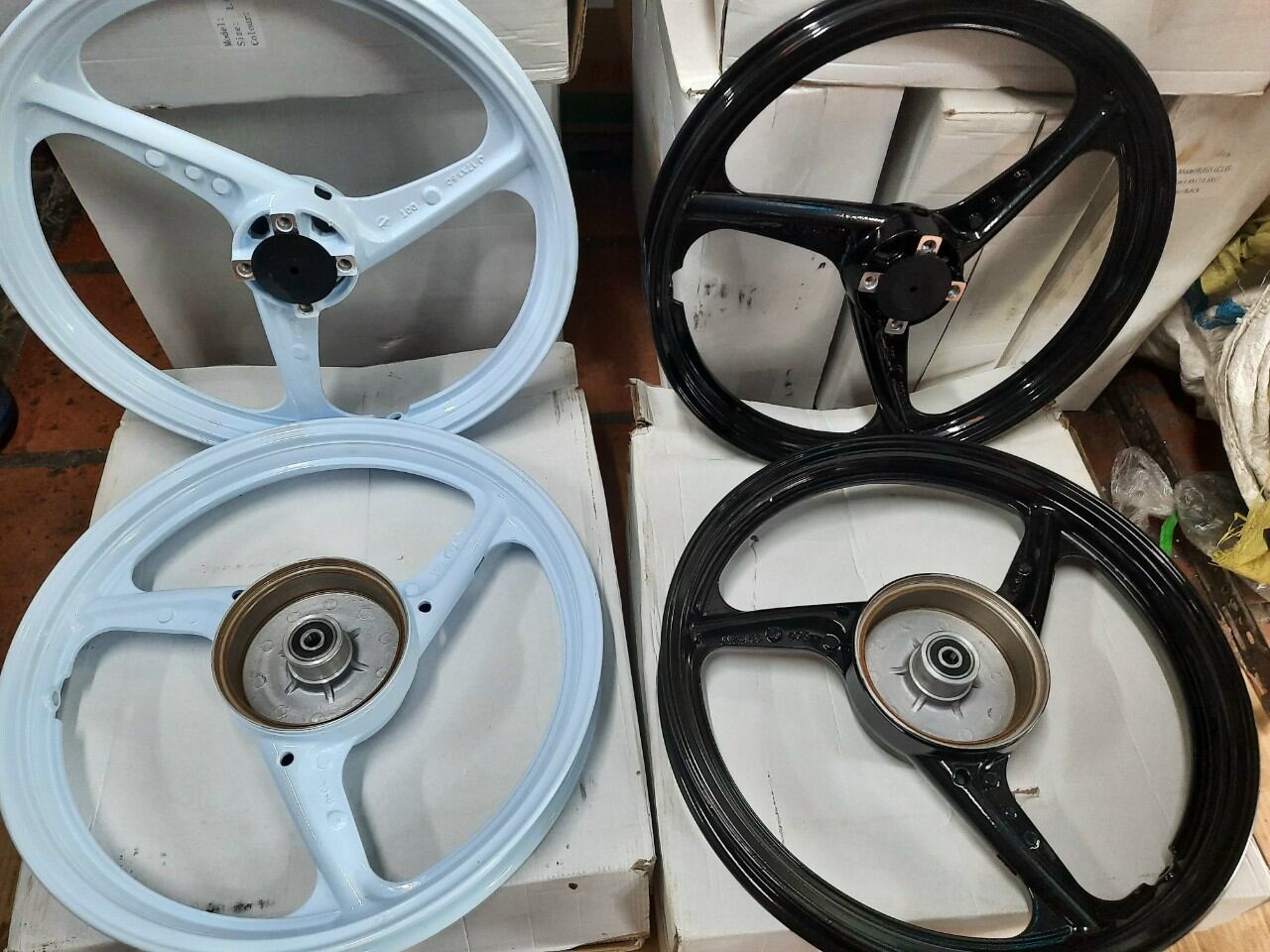 Mâm 3 đao sirius màu trắng