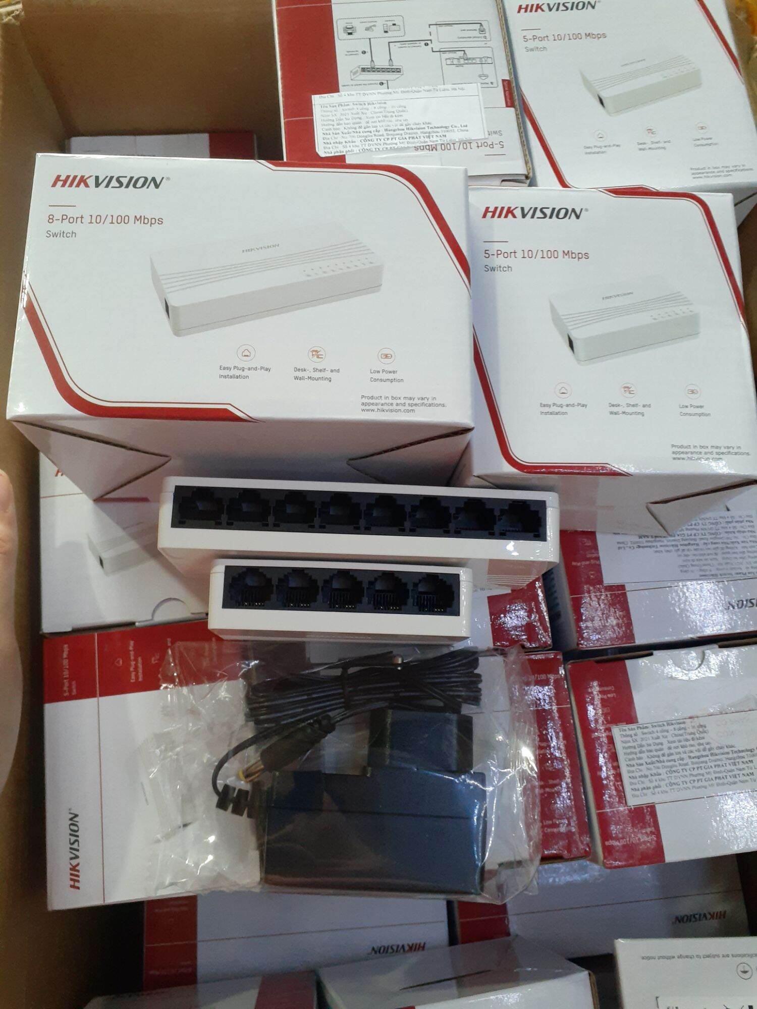 Chia mạng(Switch) 5/8 cổng HIKVISION kèm nguồn