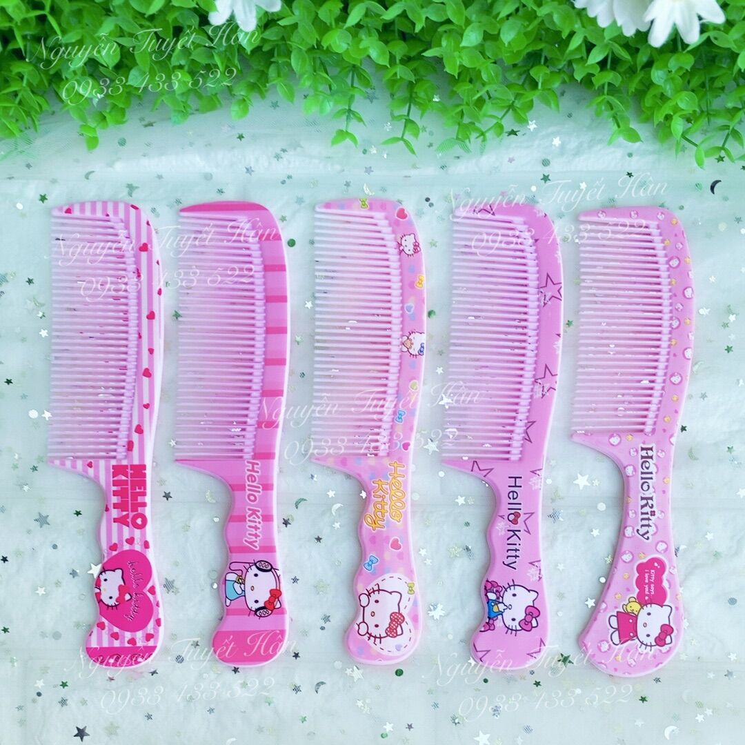 Lược nhựa dày Hello Kitty