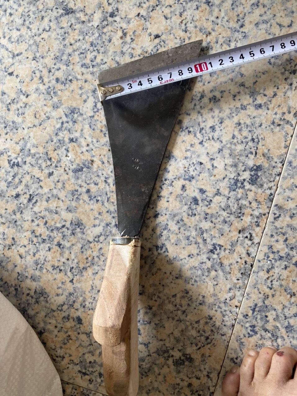 chét làm cỏ vường