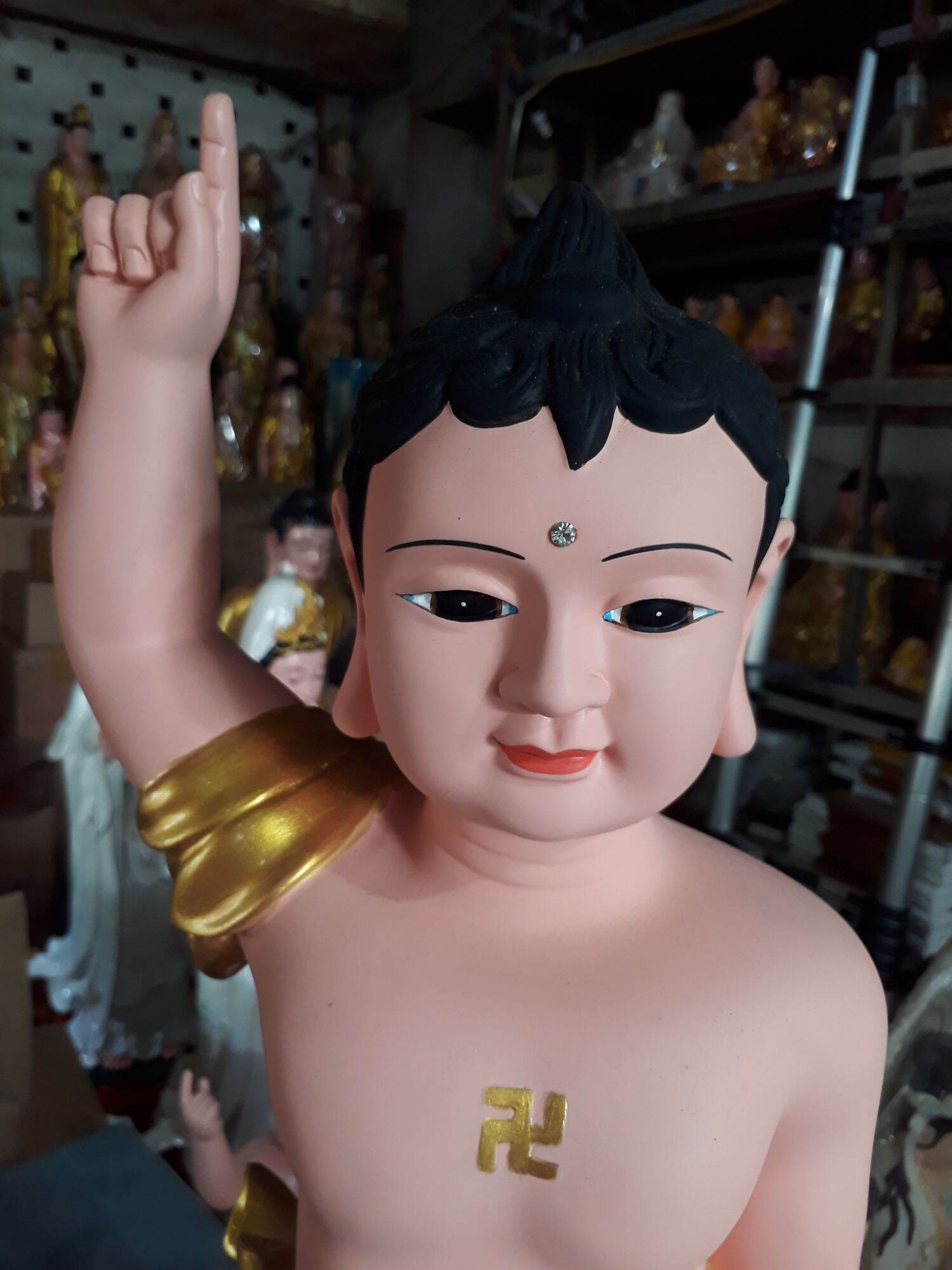 TƯỢNG PHẬT ĐAN SANH 7 TẤC KHÔNG ĐẮP Y