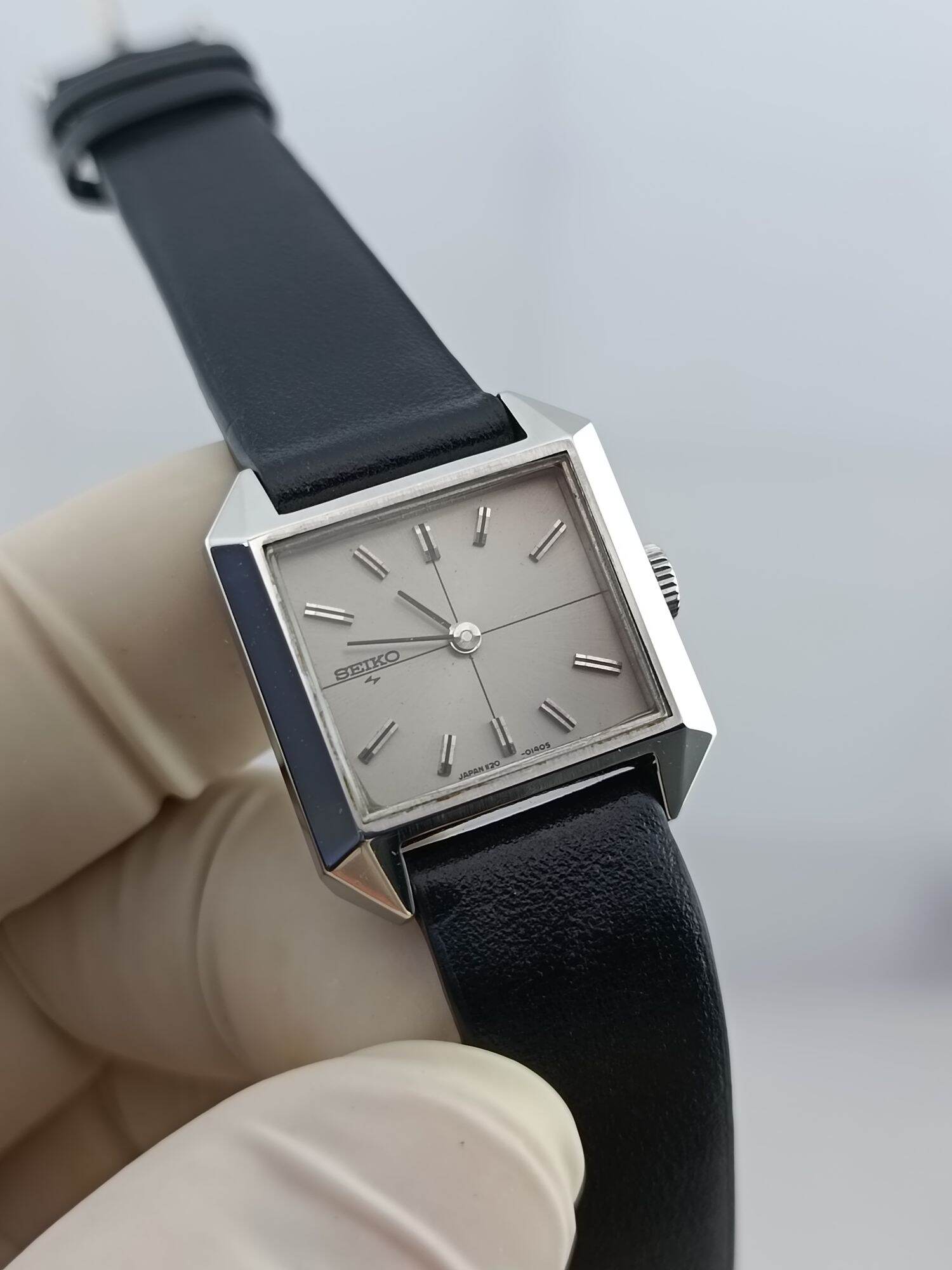 ĐỒNG HỒ NỮ SEIKO LÊN DÂY CAO CẤP SIZE 23x25