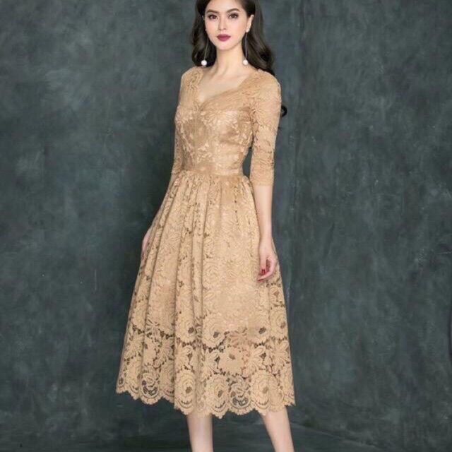 Đầm Ren Xoè Tay Lỡ Quyến Rũ