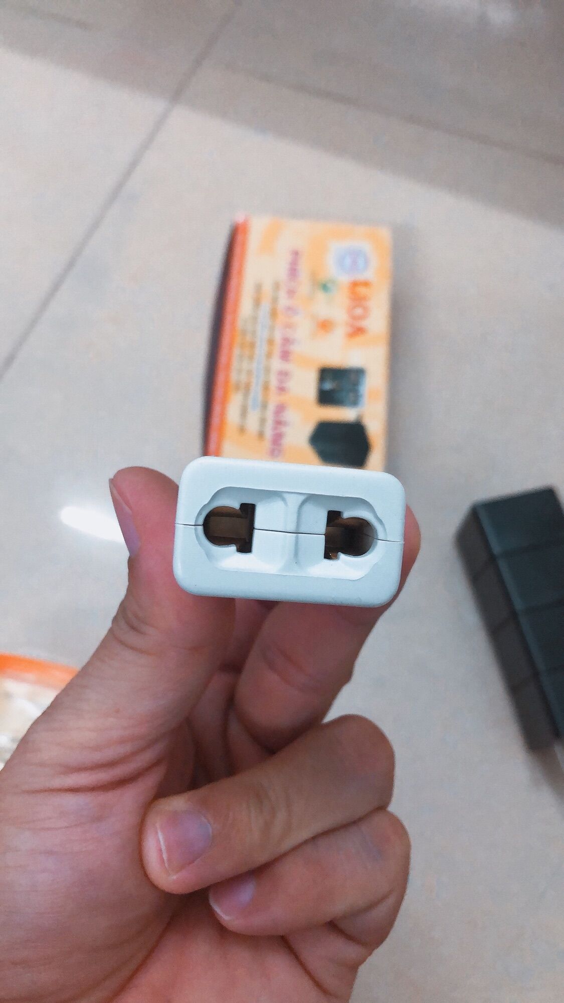 Phích nối 10a chịu nhiệt cao hiệu LiOA
