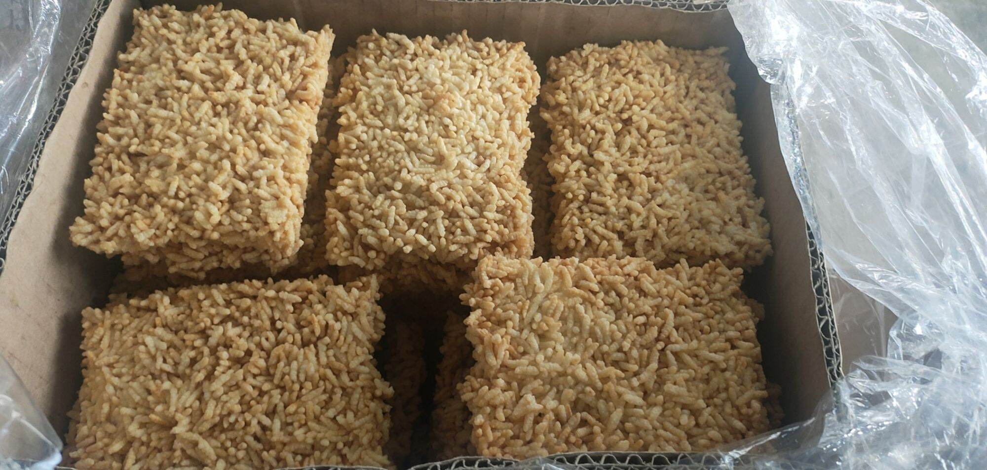 1kg cơm sống chưa chiên 55k
