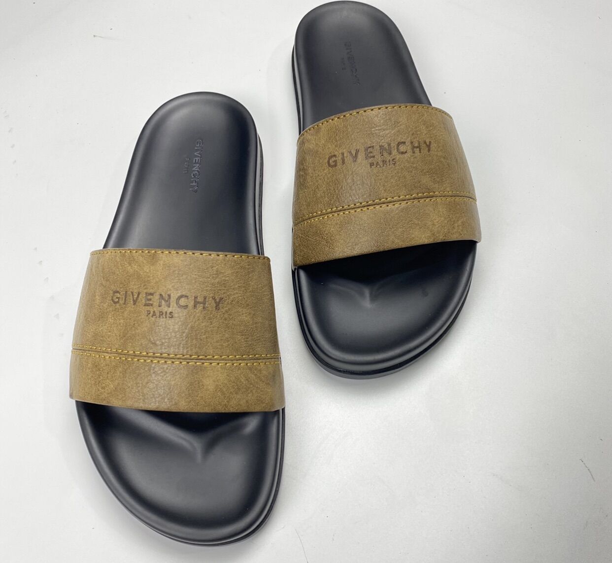 [ẢNH THẬT] Dép nam quai ngang da PU cao cấp GV3 mặt da khắc chữ,đế cao su hàng VNXK màu vàng bò