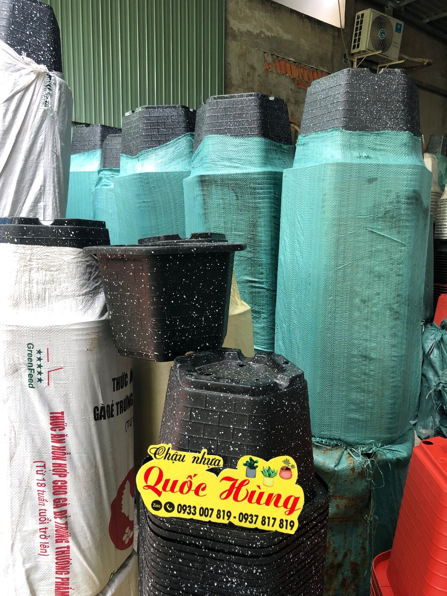 Chậu nhựa trồng cây FA380