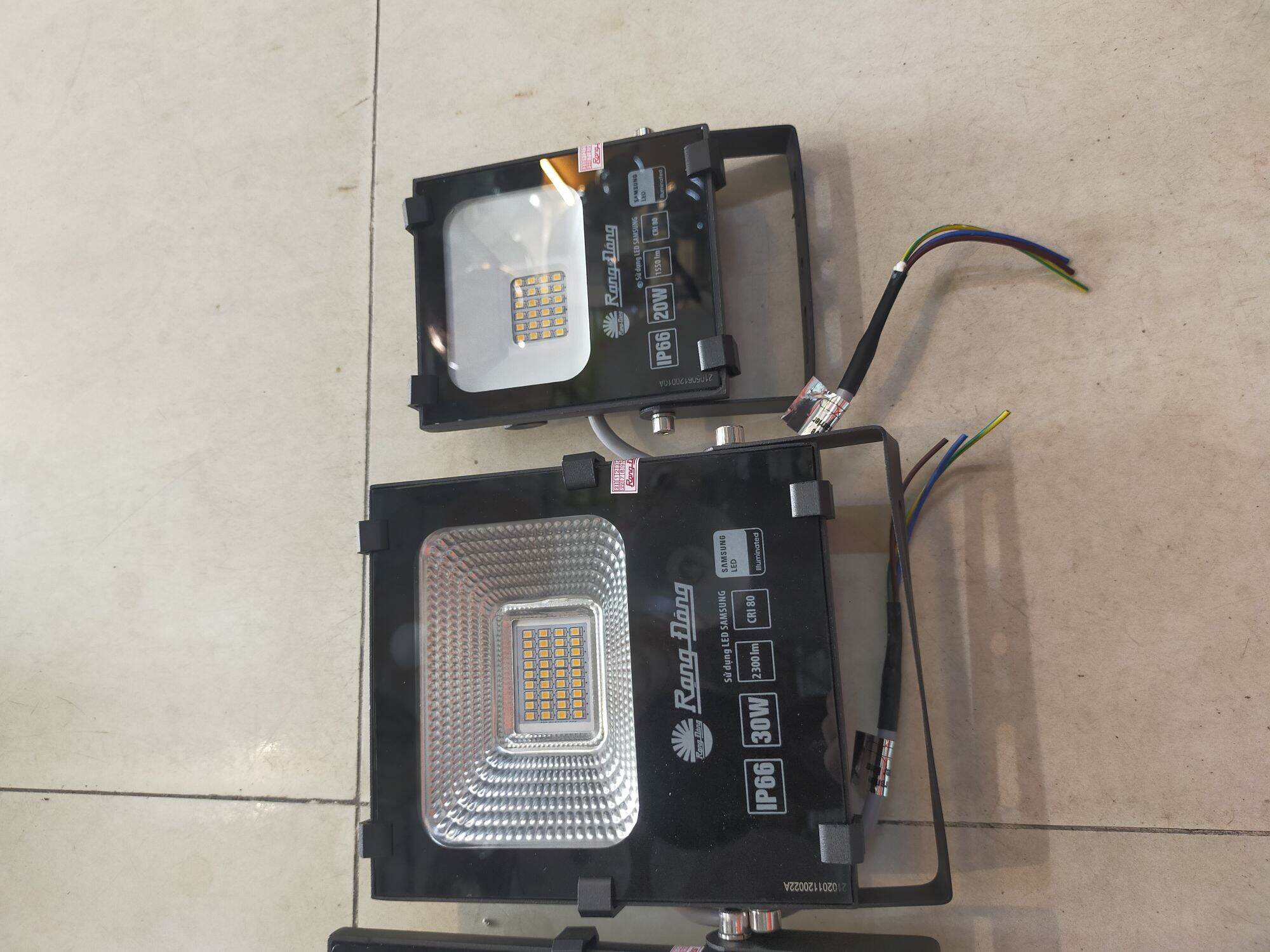 Chiếu pha 06 rạng đông 10w-20w-30w-50w
