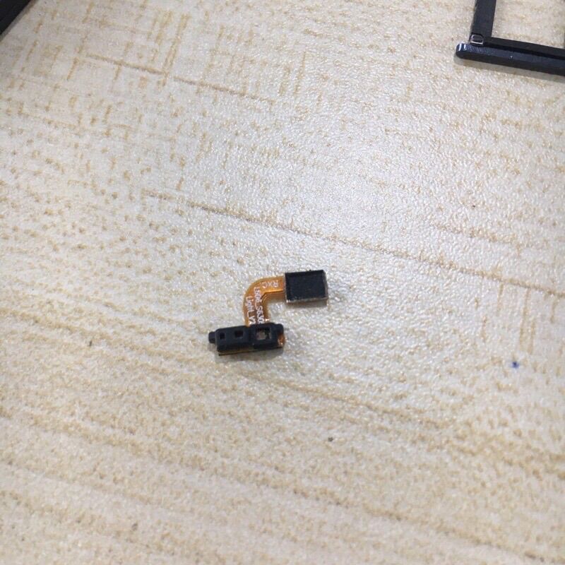 Lính Kiện Trong Vsmart Star ( V320A ) Full Zin Hàng Cao Cấp ,( cáp , Rung , angten ,..)