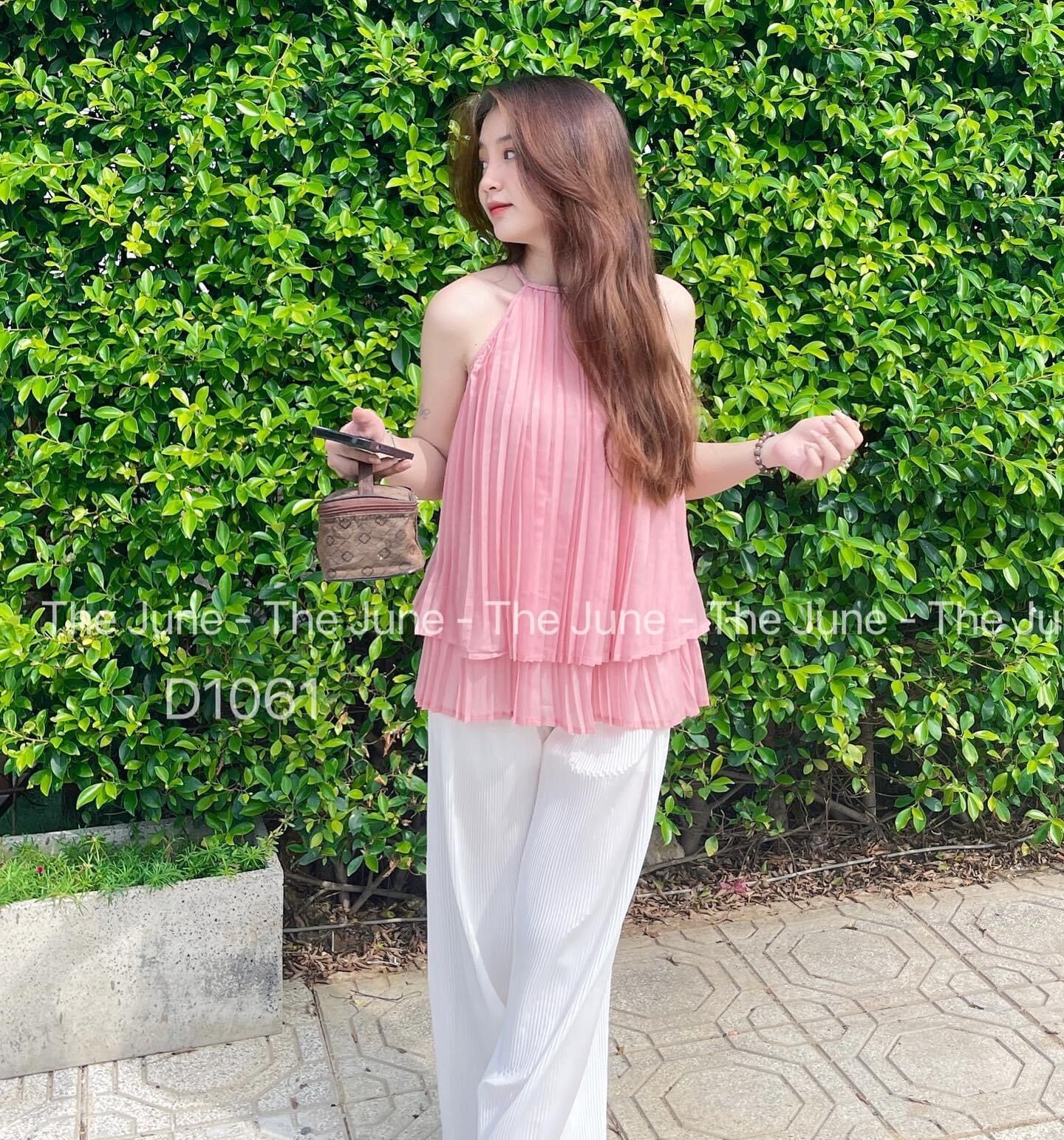 Set Yếm Xếp Ly Dạo Phố