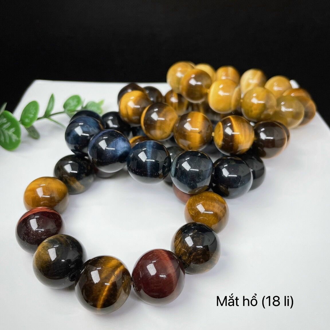 Vòng tay đá mắt hổ 18 mm