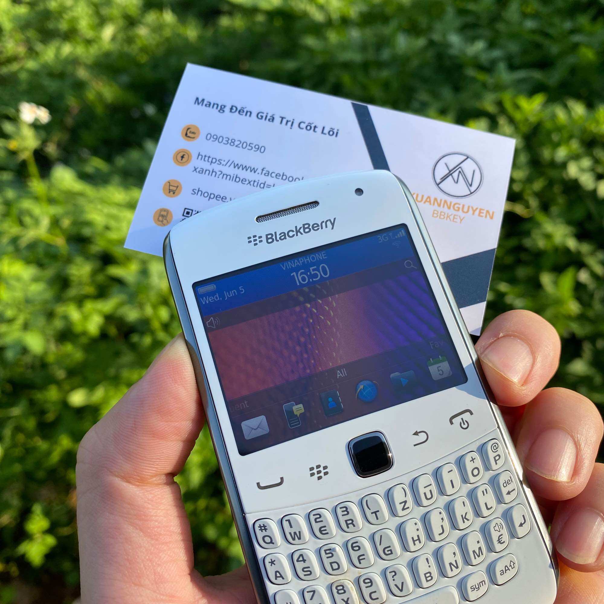 Blackberry Cuver 9360