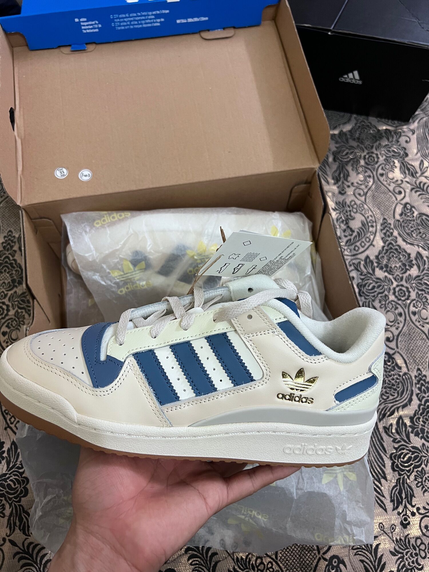 Giày Adidas Forum 💯