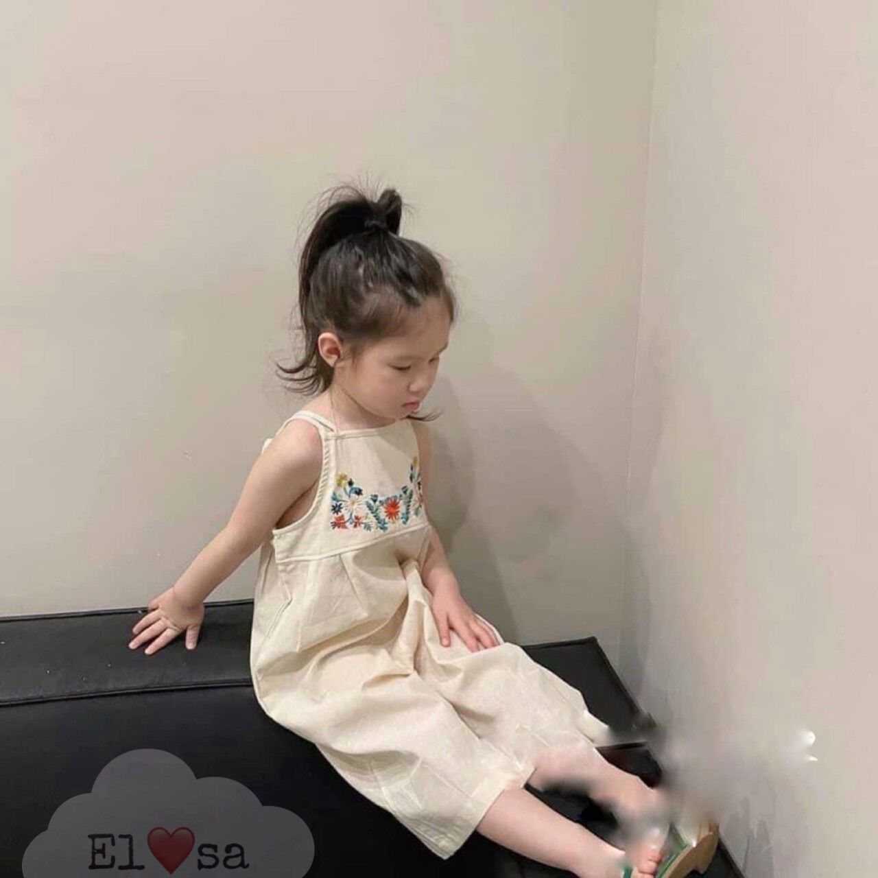 Yếm jum thêu hoa cho bé