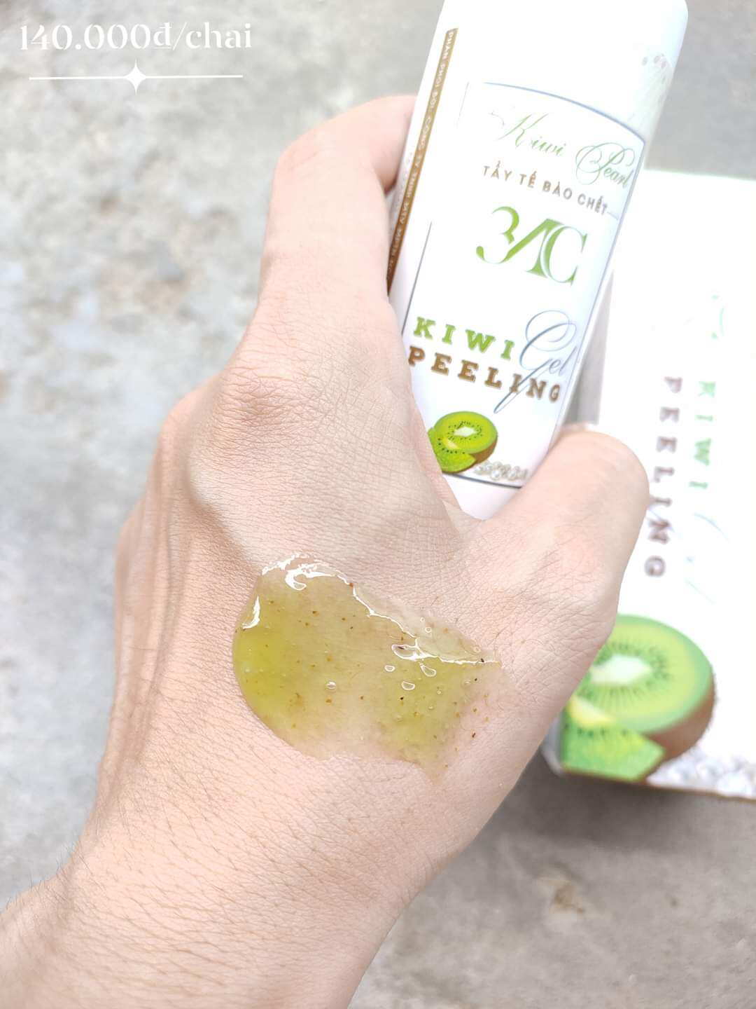 Tẩy tế bào chết kiwi