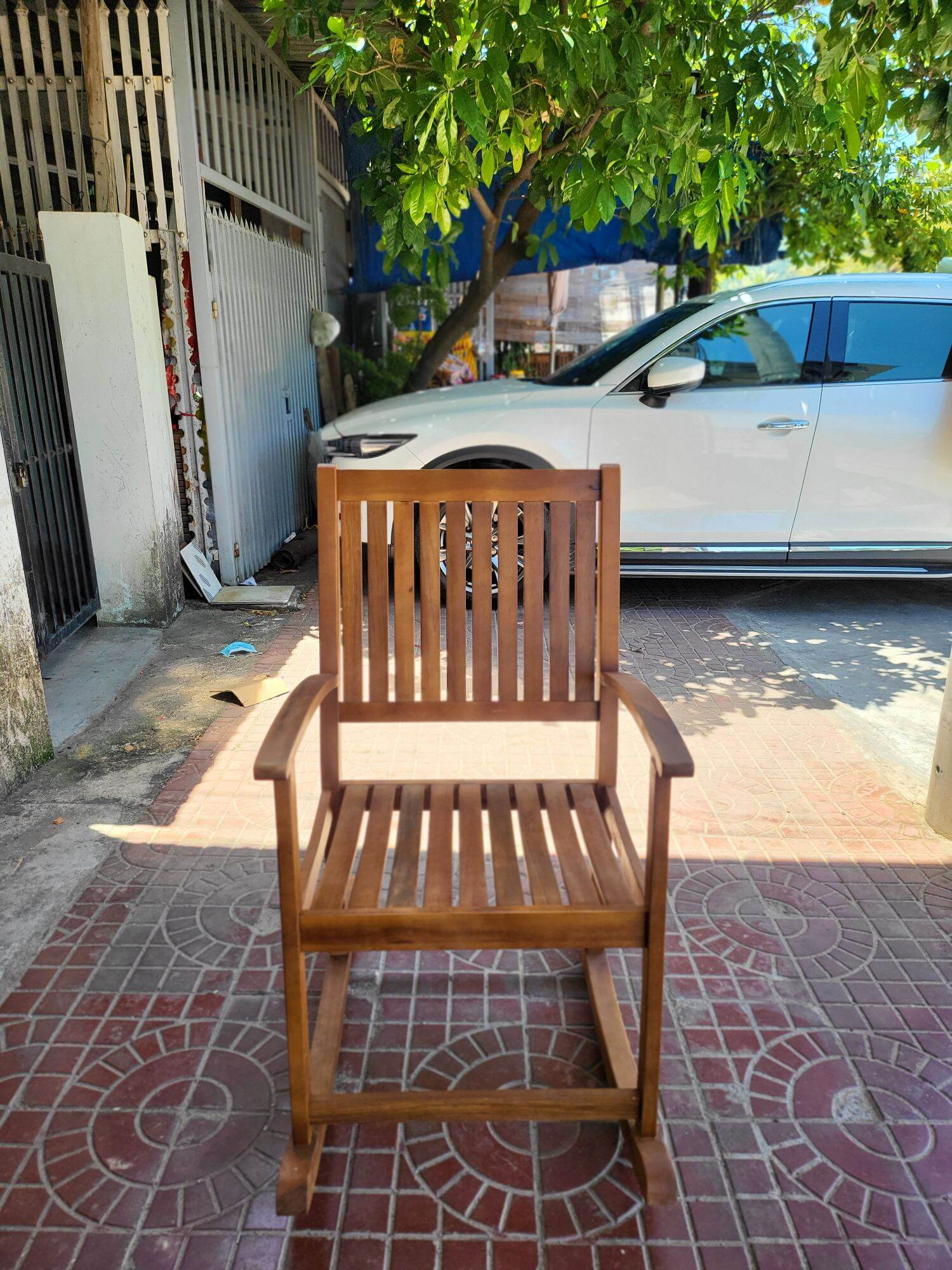 Ghế gỗ bập bênh, Ghế gỗ decor